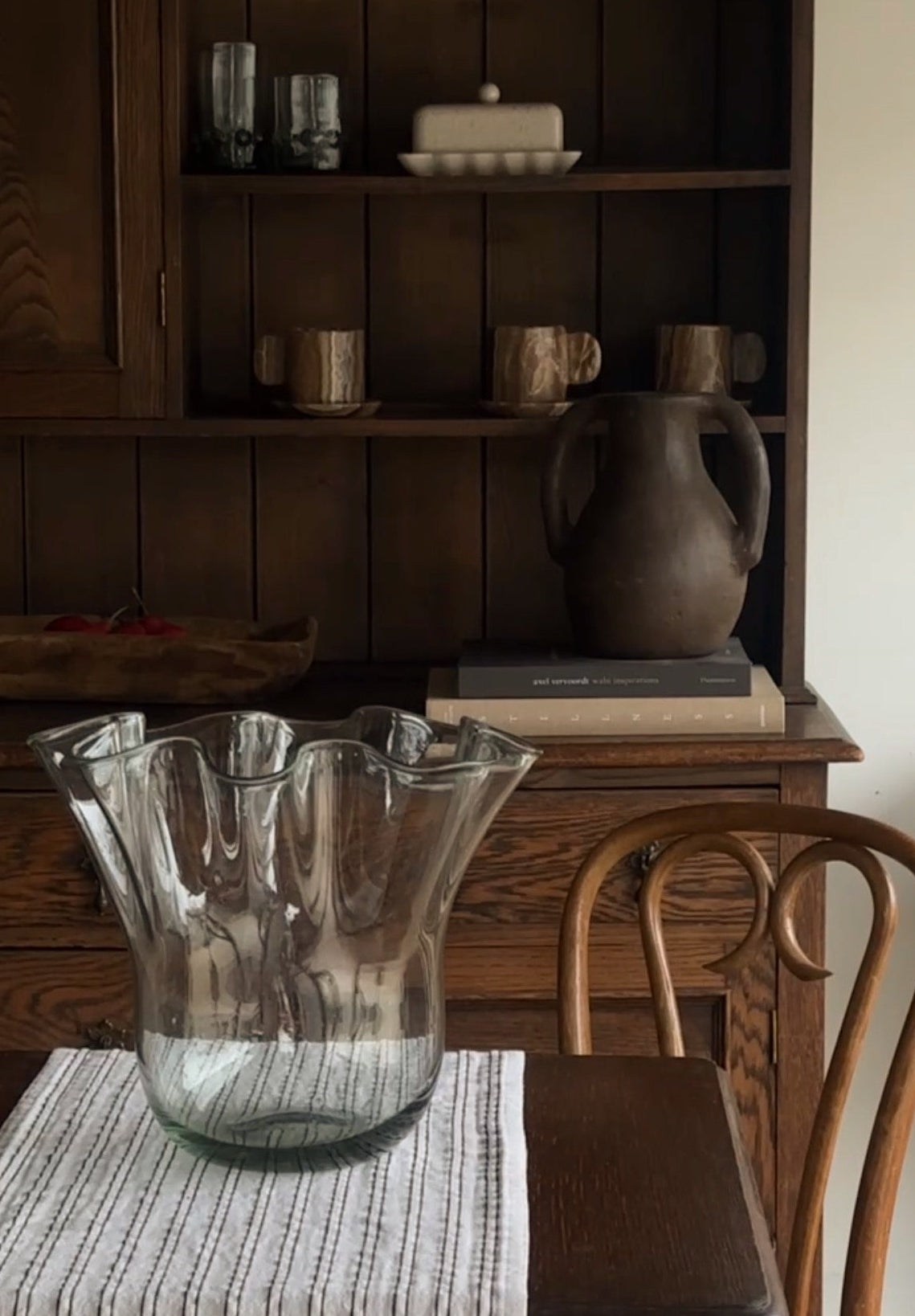 Olivia Ruffled Glass Vase