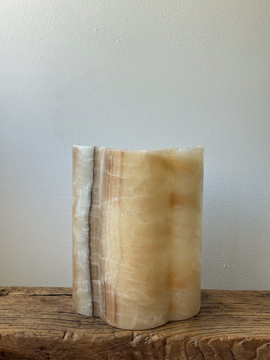 EMILIA FLUTED  ONYX SCONCE