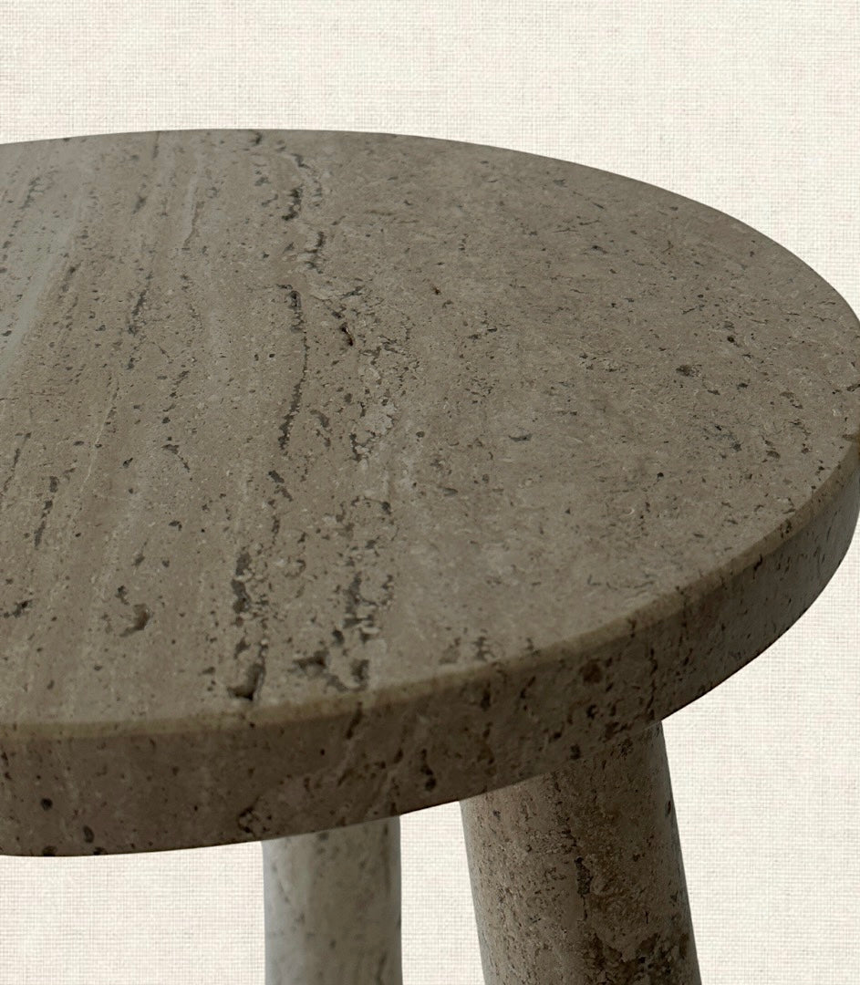 ROUND TRAVERTINE STOOL